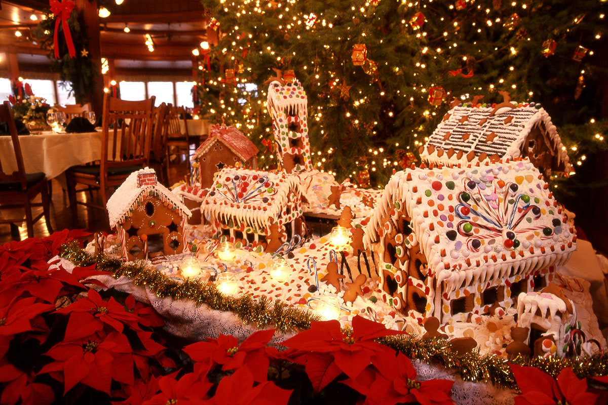 Mohonk Mountain House's Gingerbread Competition Is Too Sweet Valley Table